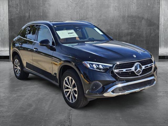 new 2025 Mercedes-Benz GLC 300 car, priced at $55,915