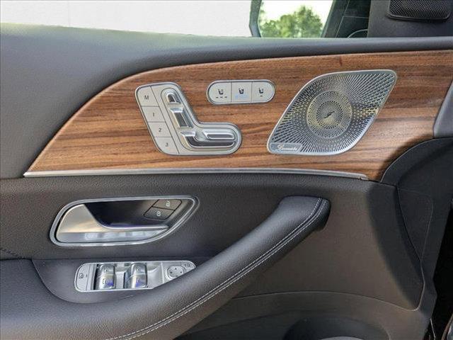 new 2025 Mercedes-Benz GLE 350 car, priced at $70,125