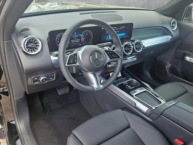 new 2025 Mercedes-Benz GLB 250 car, priced at $47,145