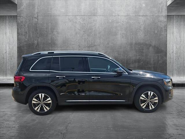 new 2025 Mercedes-Benz GLB 250 car, priced at $47,145