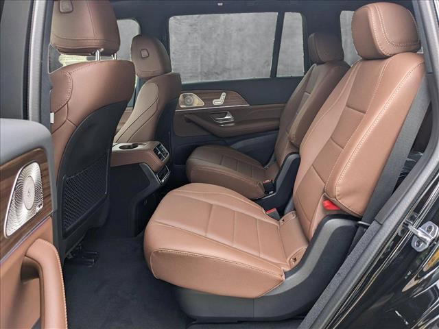 new 2025 Mercedes-Benz GLS 450 car, priced at $96,710