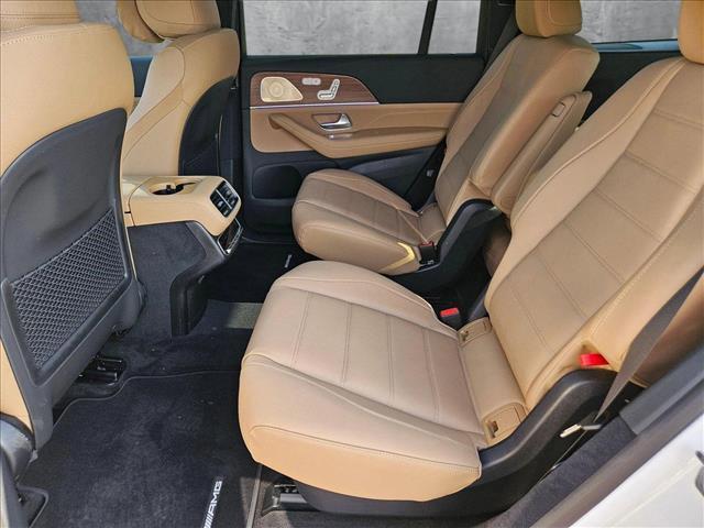 new 2025 Mercedes-Benz GLS 450 car, priced at $100,250