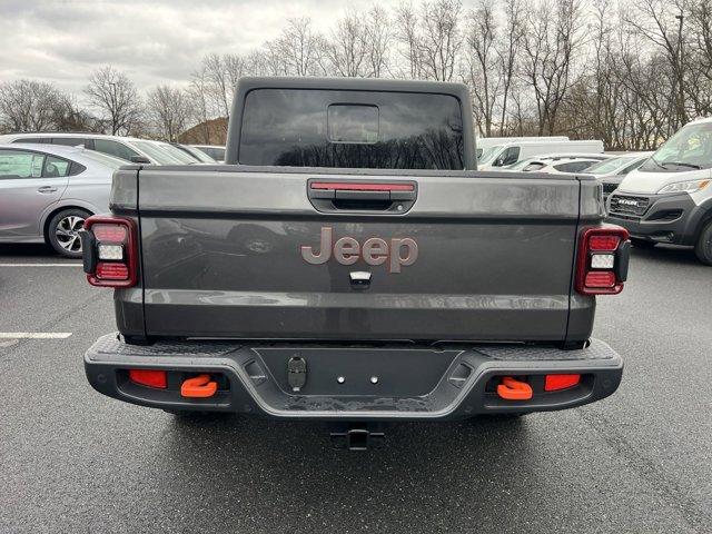 new 2025 Jeep Gladiator car, priced at $60,695