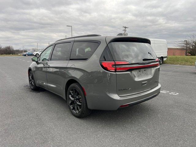 used 2021 Chrysler Pacifica car, priced at $32,500