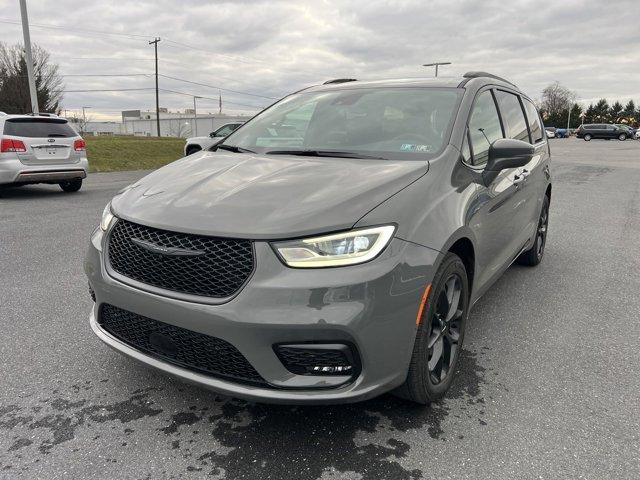 used 2021 Chrysler Pacifica car, priced at $32,500