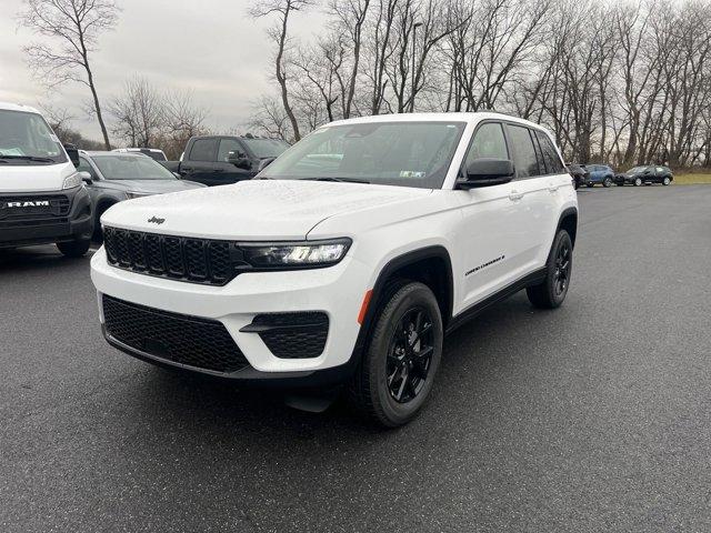 new 2025 Jeep Grand Cherokee car, priced at $43,187