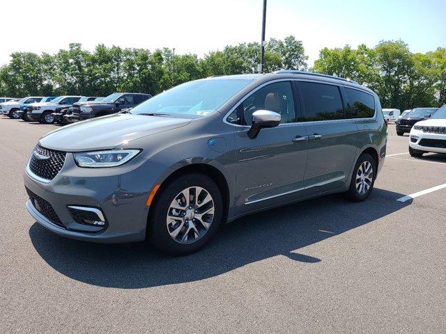 new 2023 Chrysler Pacifica car, priced at $62,085