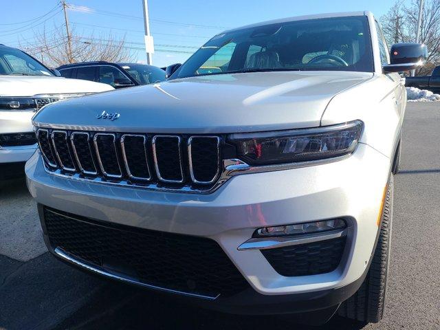 new 2024 Jeep Grand Cherokee 4xe car