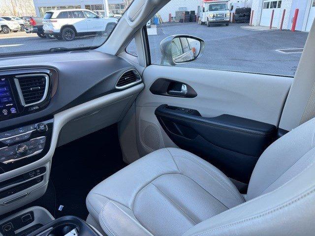 used 2017 Chrysler Pacifica car, priced at $13,700