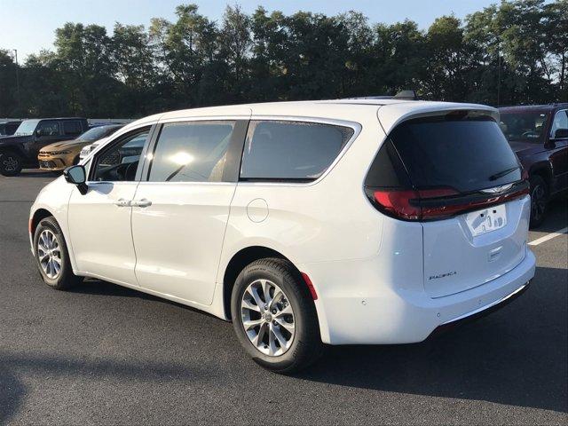 new 2024 Chrysler Pacifica car, priced at $40,090