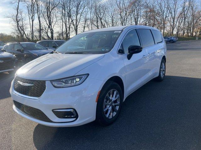 new 2025 Chrysler Pacifica car, priced at $47,140