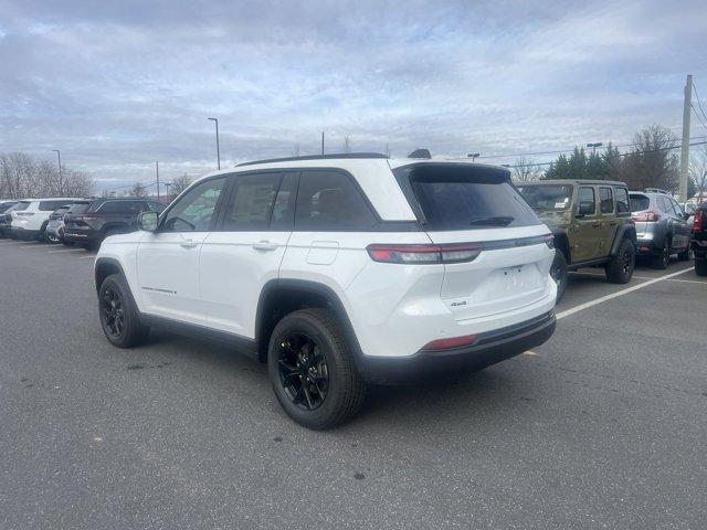 new 2025 Jeep Grand Cherokee car, priced at $43,187