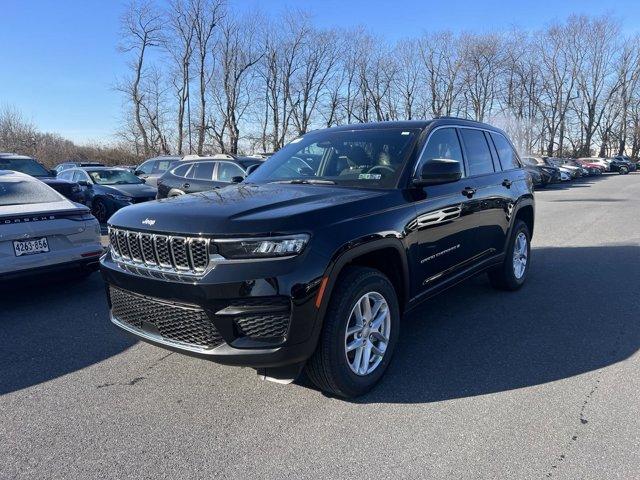 new 2025 Jeep Grand Cherokee car, priced at $41,421