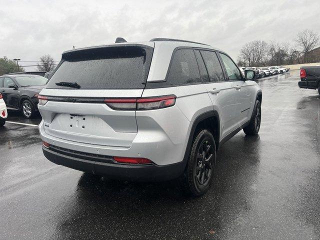 new 2025 Jeep Grand Cherokee car, priced at $44,619