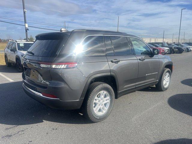 new 2025 Jeep Grand Cherokee car, priced at $40,745