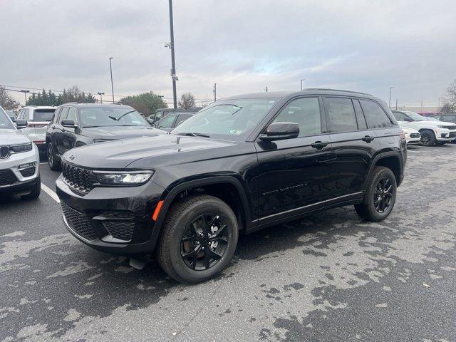 new 2025 Jeep Grand Cherokee car, priced at $41,323