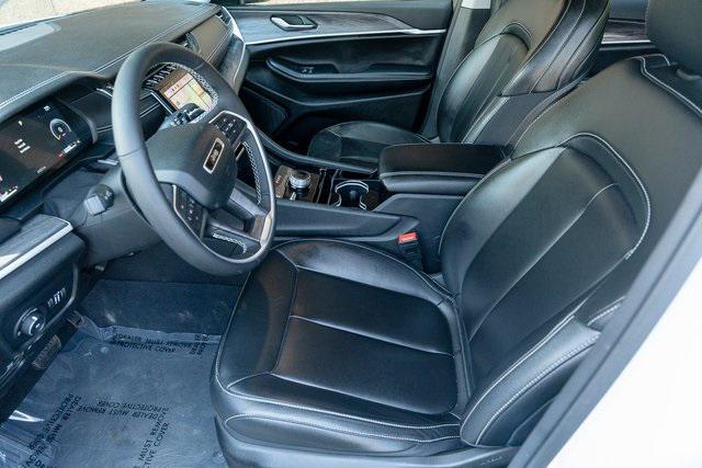 used 2023 Jeep Grand Cherokee car, priced at $29,911
