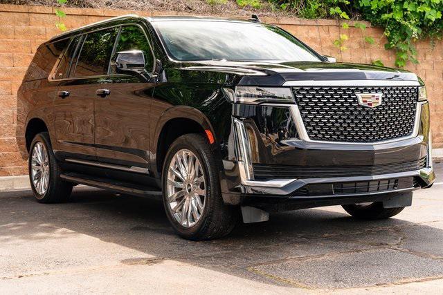 used 2023 Cadillac Escalade ESV car, priced at $73,488