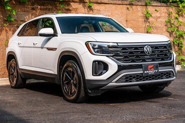 used 2024 Volkswagen Atlas Cross Sport car, priced at $31,888