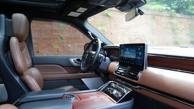 used 2023 Lincoln Navigator car, priced at $59,994