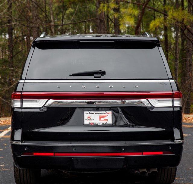 used 2022 Lincoln Navigator car, priced at $59,599