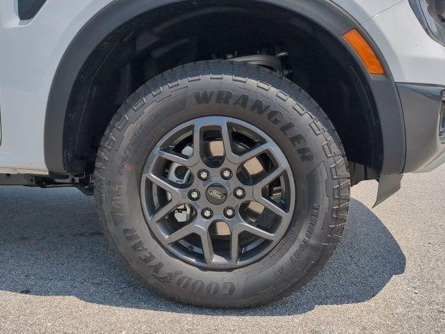 new 2025 Ford Ranger car, priced at $38,104