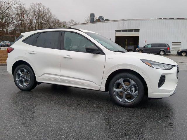 new 2024 Ford Escape car, priced at $32,000