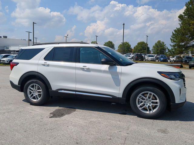 new 2025 Ford Explorer car, priced at $41,004