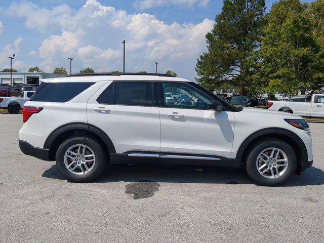 new 2025 Ford Explorer car, priced at $41,004