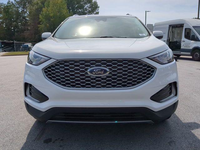 new 2024 Ford Edge car, priced at $29,990