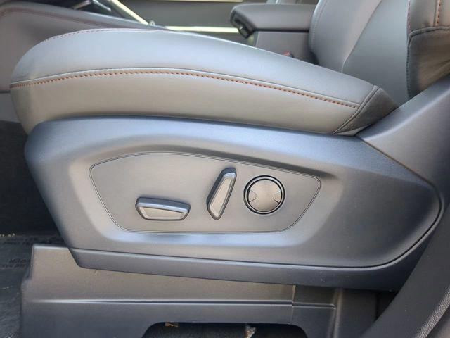 new 2025 Ford Explorer car, priced at $37,709