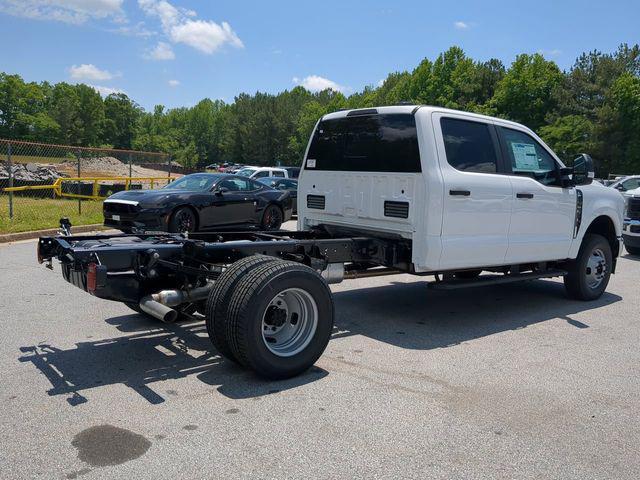 new 2025 Ford F-350 car, priced at $58,329