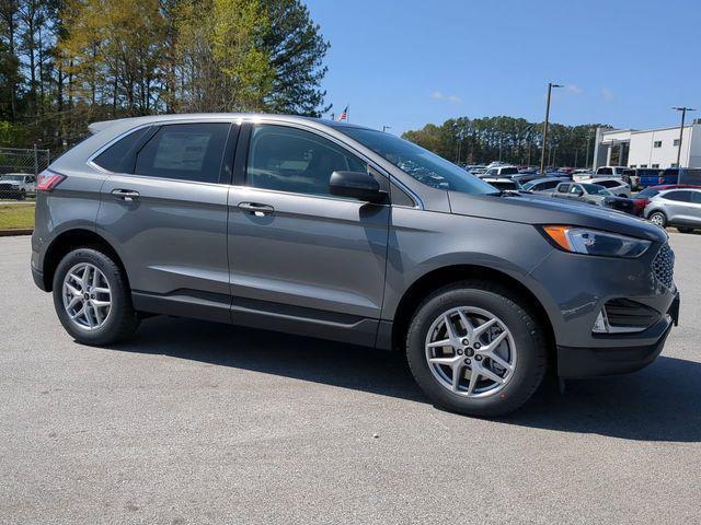 new 2024 Ford Edge car, priced at $33,859