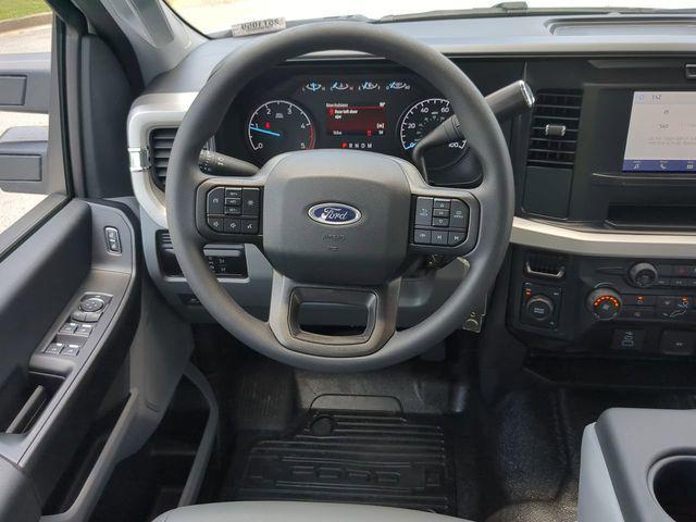 new 2025 Ford F-450 car, priced at $74,849