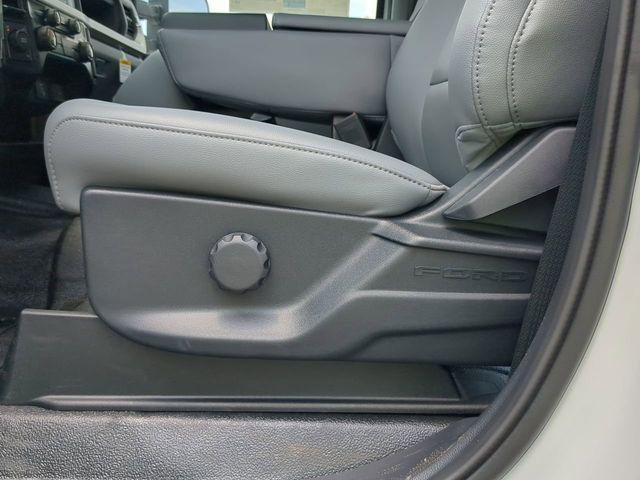 new 2025 Ford F-450 car, priced at $74,849