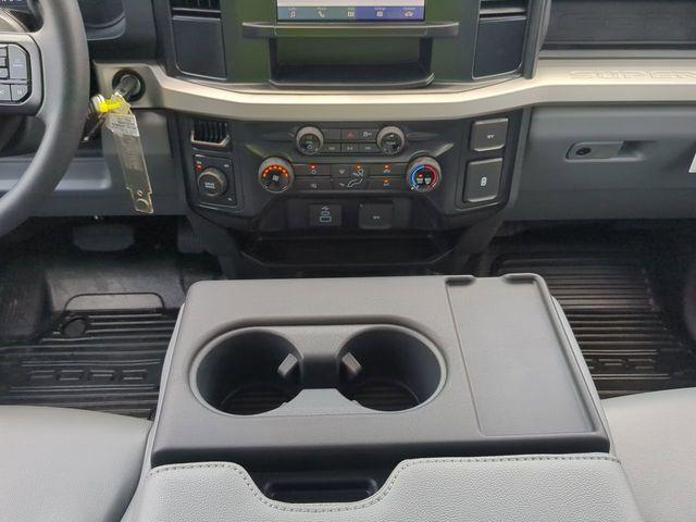 new 2025 Ford F-450 car, priced at $74,849