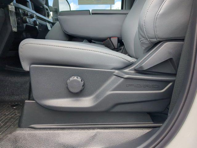 new 2025 Ford F-350 car, priced at $58,129