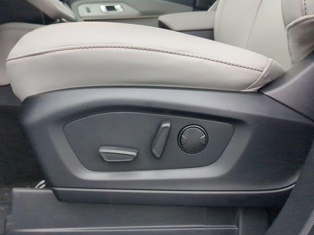 new 2025 Ford Explorer car, priced at $38,504