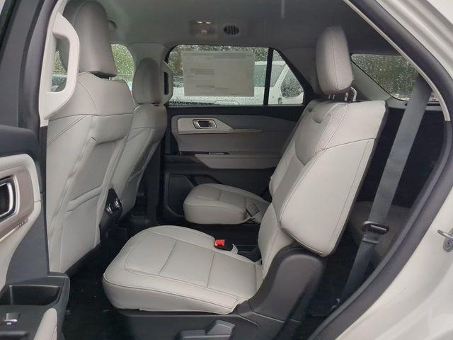 new 2025 Ford Explorer car, priced at $38,504