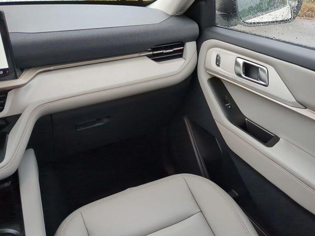 new 2025 Ford Explorer car, priced at $38,504