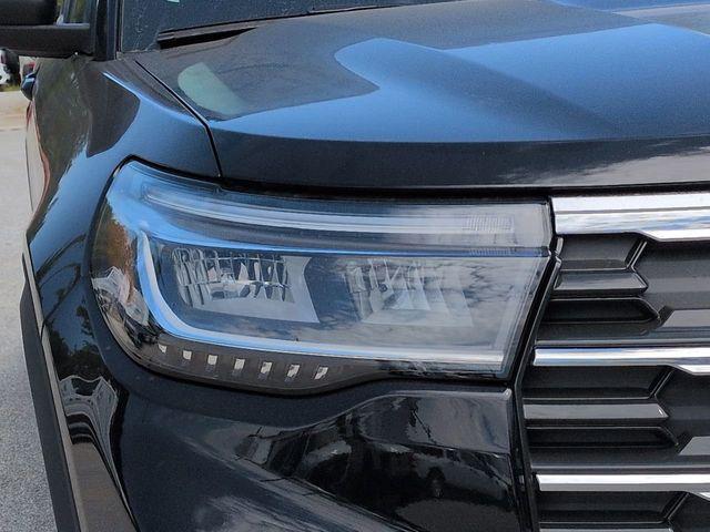 new 2025 Ford Explorer car, priced at $39,264