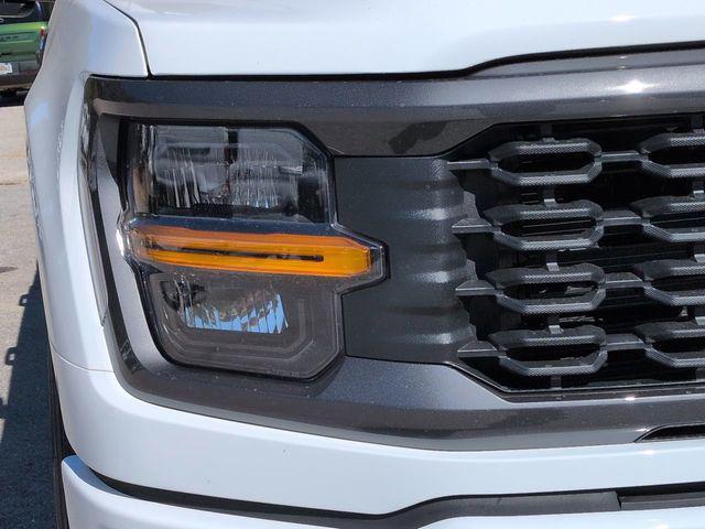 new 2025 Ford F-150 car, priced at $39,944