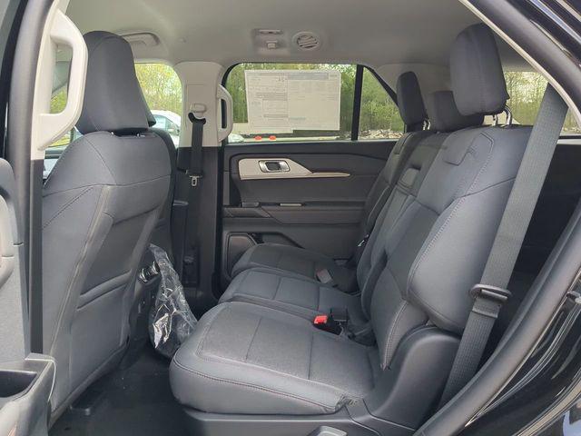 new 2025 Ford Explorer car, priced at $34,449