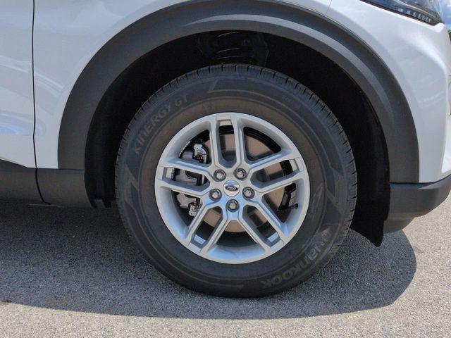 new 2025 Ford Explorer car, priced at $35,744