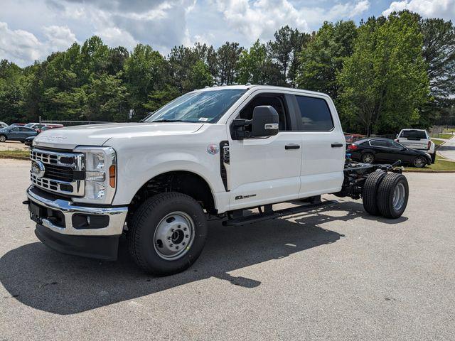new 2025 Ford F-350 car, priced at $69,519
