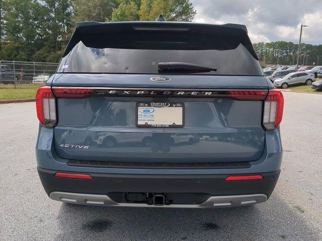 new 2025 Ford Explorer car, priced at $40,704