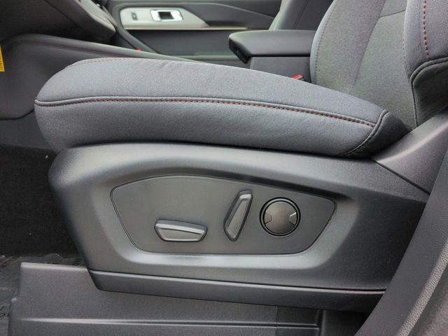 new 2025 Ford Explorer car, priced at $35,744