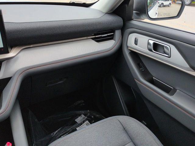 new 2025 Ford Explorer car, priced at $35,744