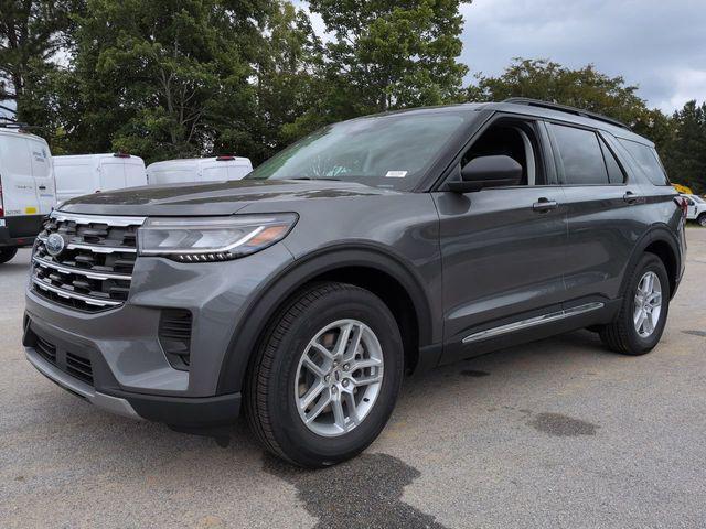 new 2025 Ford Explorer car, priced at $35,744