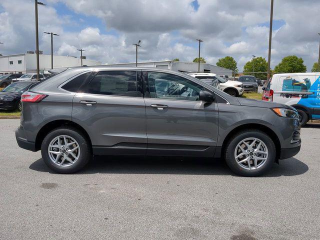 new 2024 Ford Edge car, priced at $33,859